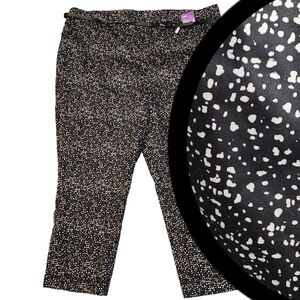 NWT Lane Bryant Black White sateen ankle pants. Women's plus size 28. 28" inseam